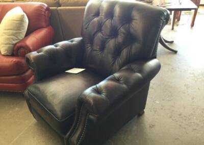 EGF 115 Leather chair