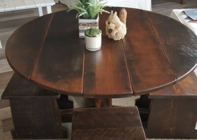 EGF 211 custom round table and stools