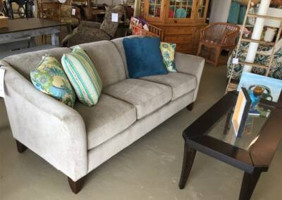 EGF 31 Microsued Couch