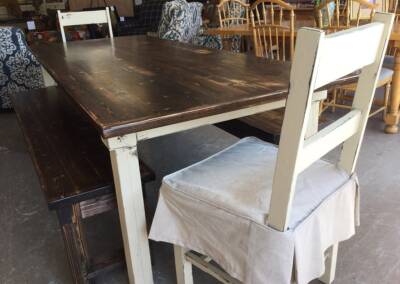 EGF 62 Custom table and chairs